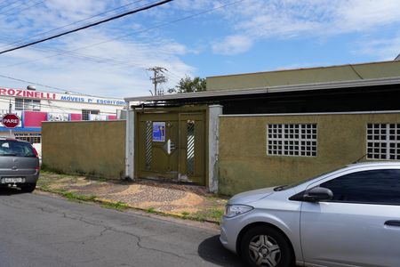 Casa para alugar com 205m², 3 quartos e 4 vagasFachada  com Plaquinha ymgy -505