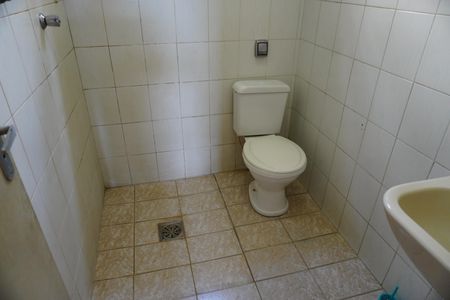 Casa para alugar com 205m², 3 quartos e 4 vagasBanheiro 2