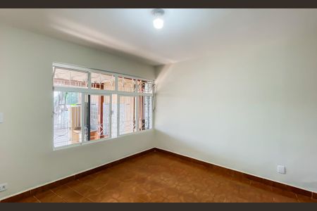 Sala de casa para alugar com 2 quartos, 85m² em Vila Marieta, São Paulo