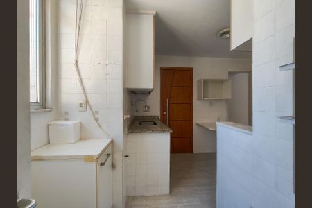 Apartamento à venda com 69m², 3 quartos e 1 vagaÁrea de Serviço
