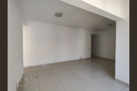 Apartamento à venda com 69m², 3 quartos e 1 vagaSala