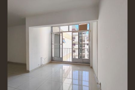 Apartamento à venda com 69m², 3 quartos e 1 vagaSala