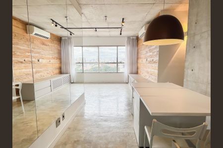 Apartamento para alugar com 70m², 2 quartos e sem vaga Apartamento para alugar com 70m², 2 quartos e sem vagaSala de jantar