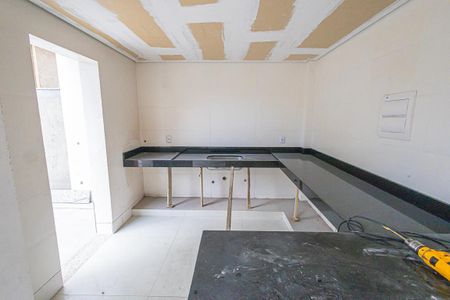 cozinha de apartamento à venda com 3 quartos, 83m² em Glória, Belo Horizonte