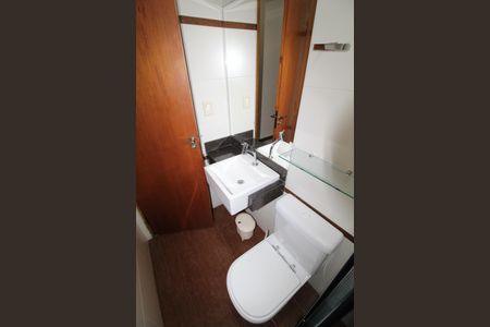 Casa para alugar com 167m², 3 quartos e 2 vagasBanheiro