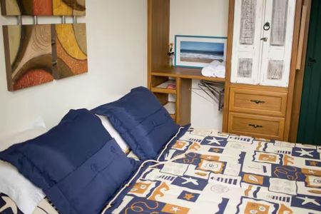 Casa de condomínio para alugar com 130m², 3 quartos e 2 vagas