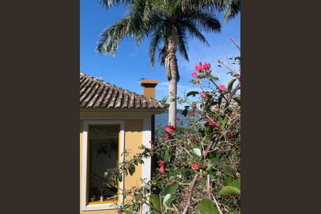 Casa de condomínio para alugar com 130m², 3 quartos e 2 vagas