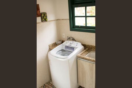 Casa de condomínio para alugar com 130m², 3 quartos e 2 vagas