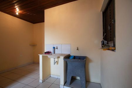 Casa para alugar com 30m², 1 quarto e sem vaga