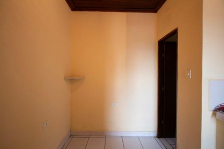 Casa para alugar com 30m², 1 quarto e sem vaga