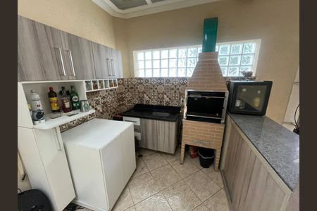 Casa à venda com 2 quartos, 115m² em Vila Pereira Barreto, São Paulo