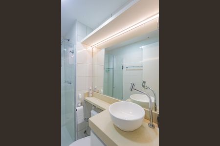 Apartamento à venda com 48m², 2 quartos e 1 vaga Apartamento à venda com 48m², 2 quartos e 1 vagaBanheiro