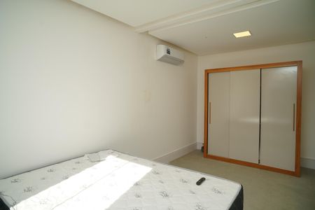 Casa de condomínio para alugar com 360m², 3 quartos e 5 vagas Casa de condomínio para alugar com 360m², 3 quartos e 5 vagasQuarto 3