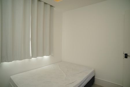 Casa de condomínio para alugar com 360m², 3 quartos e 5 vagas Casa de condomínio para alugar com 360m², 3 quartos e 5 vagasQuarto 1