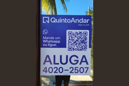Casa de condomínio para alugar com 360m², 3 quartos e 5 vagas Casa de condomínio para alugar com 360m², 3 quartos e 5 vagasPlaca