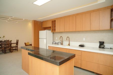 Cozinha de casa de condomínio para alugar com 3 quartos, 360m² em Ponta Grossa, Maricá