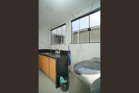 Área de Serviço de casa de condomínio para alugar com 3 quartos, 360m² em Ponta Grossa, Maricá