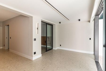 Apartamento à venda com 90m², 1 quarto e 1 vaga Apartamento à venda com 90m², 1 quarto e 1 vagaSala