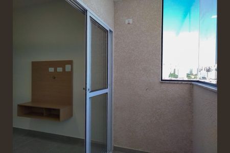 Apartamento para alugar com 45m², 2 quartos e sem vaga Apartamento para alugar com 45m², 2 quartos e sem vagaÁrea de serviço e varanda