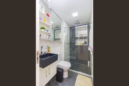 Apartamento à venda com 82m², 2 quartos e 2 vagasBanheiro - Social