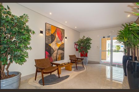 Apartamento à venda com 82m², 2 quartos e 2 vagasHall social