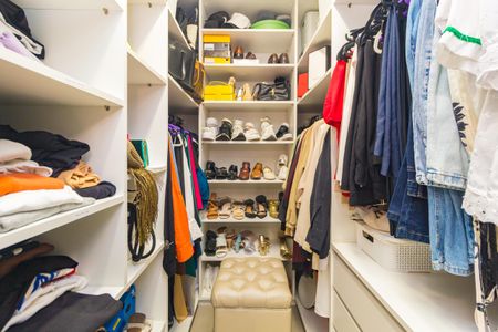 Apartamento à venda com 82m², 2 quartos e 2 vagasCloset - Suíte
