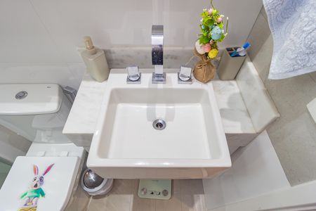 Apartamento à venda com 82m², 2 quartos e 2 vagasDetalhe Banheiro - Suíte