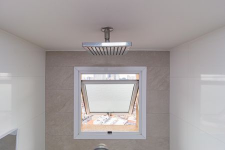 Apartamento à venda com 82m², 2 quartos e 2 vagasDetalhe Banheiro - Suíte