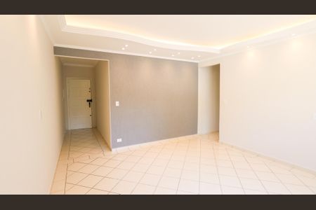 Apartamento à venda com 79m², 2 quartos e 1 vaga Apartamento à venda com 79m², 2 quartos e 1 vagaSala
