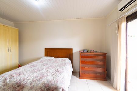 Casa à venda com 3 quartos, 149m² em Harmonia, Canoas