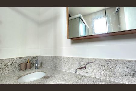 Studio para alugar com 25m², 1 quarto e 1 vaga Studio para alugar com 25m², 1 quarto e 1 vagaBanheiro