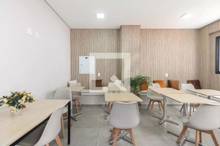 Apartamento à venda com 41m², 2 quartos e sem vagaÁrea comum - Salão de festas
