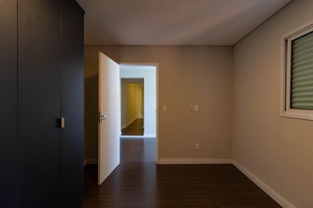 Casa à venda com 185m², 3 quartos e 2 vagasQuarto 2