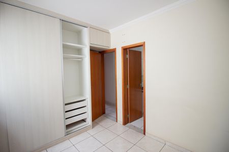 Apartamento para alugar com 71m², 3 quartos e 2 vagas Apartamento para alugar com 71m², 3 quartos e 2 vagasQuarto Suíte