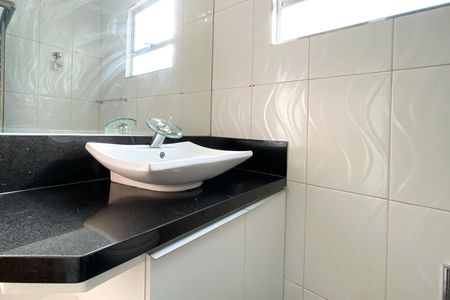 Apartamento à venda com 87m², 3 quartos e 1 vaga Apartamento à venda com 87m², 3 quartos e 1 vagaBanheiro