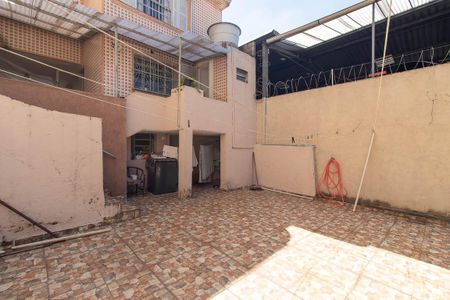 Casa à venda com 140m², 3 quartos e 3 vagasÁrea de Serviço