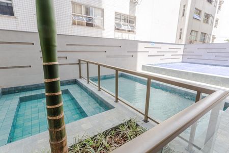 Apartamento para alugar com 66m², 2 quartos e 2 vagas Apartamento para alugar com 66m², 2 quartos e 2 vagasÁrea comum - Piscina