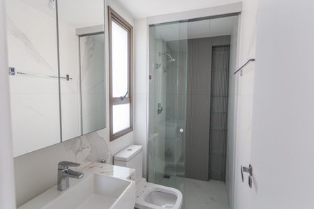 Apartamento para alugar com 66m², 2 quartos e 2 vagas Apartamento para alugar com 66m², 2 quartos e 2 vagasBanheiro da Suíte