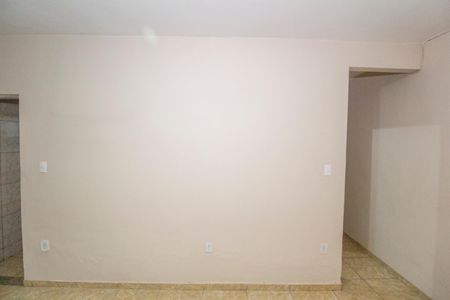 Casa para alugar com 50m², 2 quartos e sem vaga