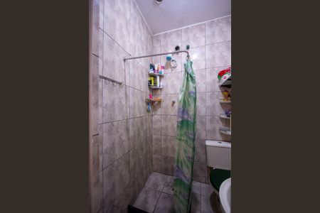 Casa para alugar com 66m², 3 quartos e 1 vaga Casa para alugar com 66m², 3 quartos e 1 vagaBanheiro Social