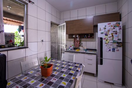 Casa para alugar com 66m², 3 quartos e 1 vaga Casa para alugar com 66m², 3 quartos e 1 vagaCozinha