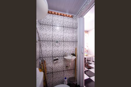 Casa para alugar com 66m², 3 quartos e 1 vaga Casa para alugar com 66m², 3 quartos e 1 vagaBanheiro da Suíte