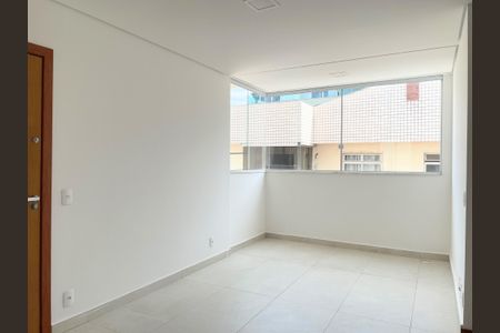 Sala de apartamento à venda com 3 quartos, 70m² em Castelo, Belo Horizonte