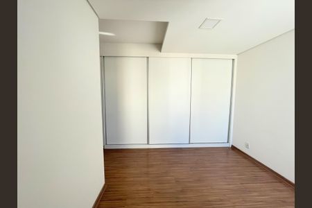 Apartamento à venda com 126m², 2 quartos e 2 vagasQuarto 2 Suíte