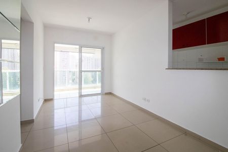 Sala  de apartamento para alugar com 3 quartos, 73m² em Vila Andrade, São Paulo
