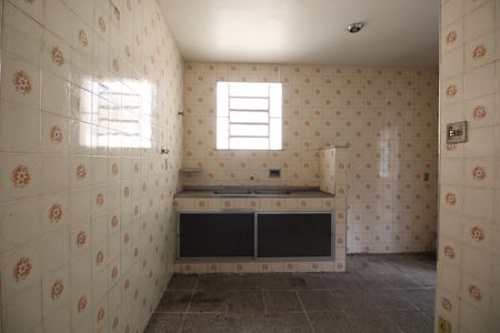 Casa à venda com 480m², 3 quartos e 3 vagasCozinha