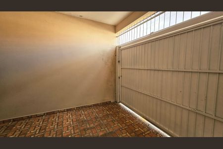 Casa para alugar com 175m², 3 quartos e 2 vagas