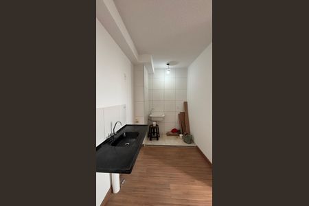 Apartamento para alugar com 34m², 2 quartos e sem vaga Apartamento para alugar com 34m², 2 quartos e sem vagaCozinha e Área de Serviço