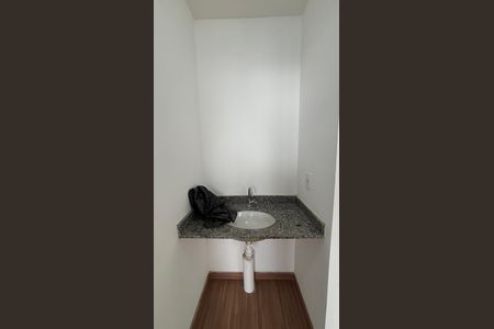 Apartamento para alugar com 34m², 2 quartos e sem vaga Apartamento para alugar com 34m², 2 quartos e sem vagaBanheiro