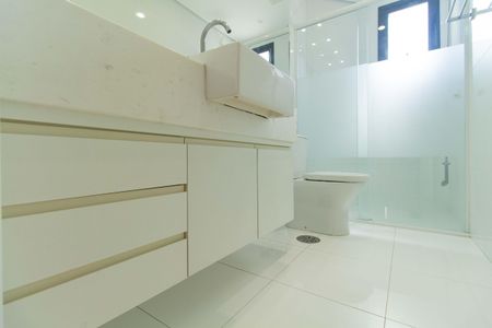 Apartamento para alugar com 160m², 3 quartos e 2 vagasBanheiro